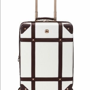 Swiss gear 19” carry on luggage Swiss coffee